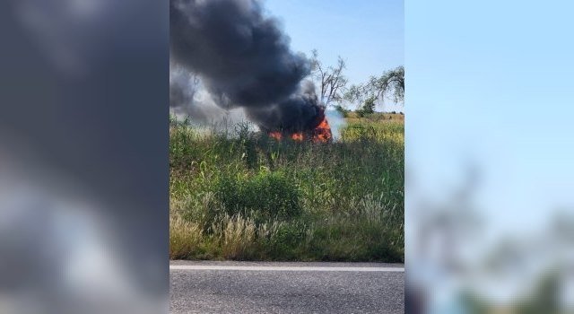 Ocurre ahora: incendio de un utilitario en Autopista 19