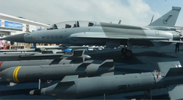 Preocupación en Estados Unidos: Argentina negocia con China la compra de aviones y vehículos militares 