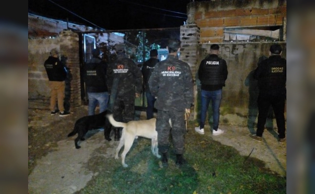 Megaoperativo: desarticularon una banda narcocriminal y detuvieron a 11 integrantes 
