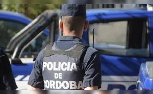Investigan a una mujer por la muerte de sus hijos de 15 y 16 años en Córdoba