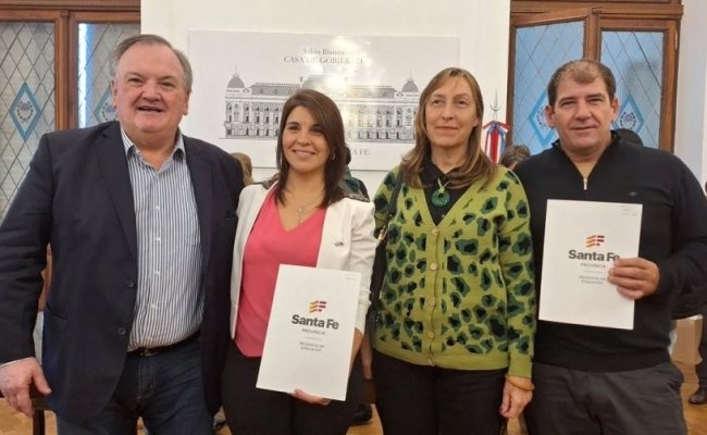 Hersilia y Col. Ana beneficiadas con el programa provincial "Mil Aulas"