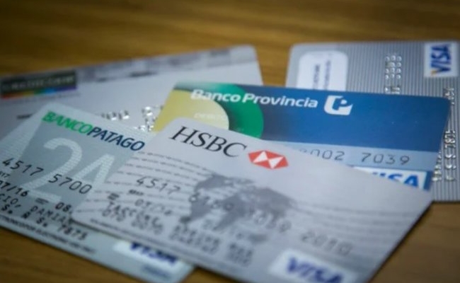 Tarjetas de crédito: el Gobierno modificó parte del régimen en busca de una "fuerte desregulación y simplificación"
