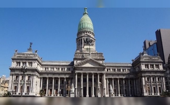 Arranca el debate de la Ley Bases y el paquete fiscal en Diputados