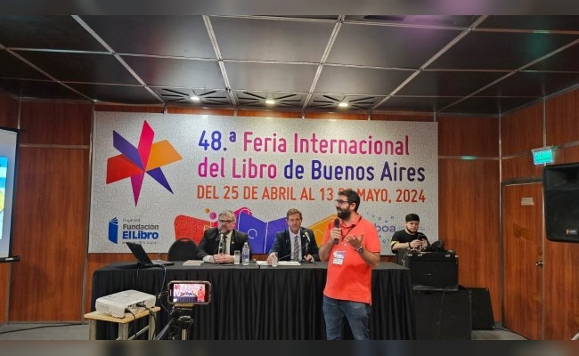 Destacados numismáticos de San Francisco disertaron  en la Feria del Libro de Buenos Aires