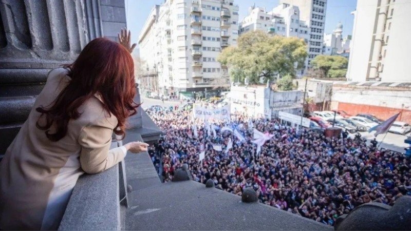 Cristina convocó a la Marcha Federal: "Miles van a marchar en defensa de su futuro"