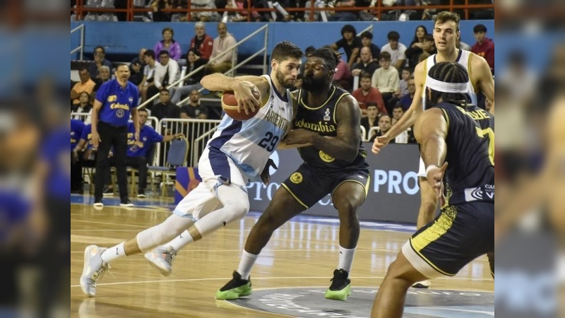 La Selección argentina de básquet consiguió una victoria amplia ante Colombia