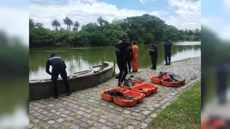 Hallaron un cuerpo y podría tratarse del hombre que se arrojó a los lagos de Palermo