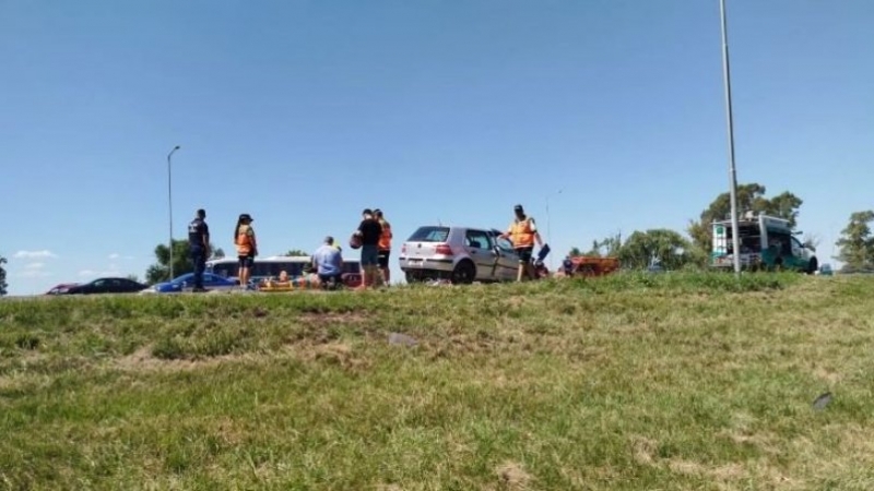 Choque en cadena en la autopista a Carlos Paz: tránsito restringido y dos heridos