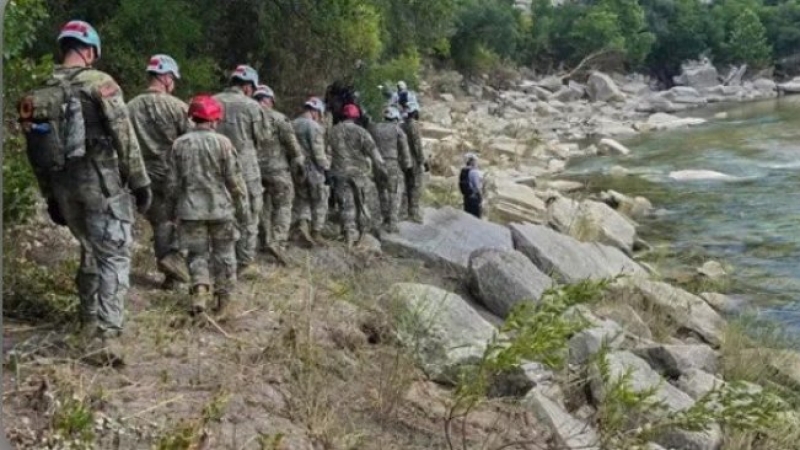 El número de víctimas por inundaciones en Texas llega a 129