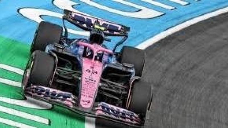 Franco Colapinto largará 18° en el exigente circuito callejero del Gran Premio de Singapur