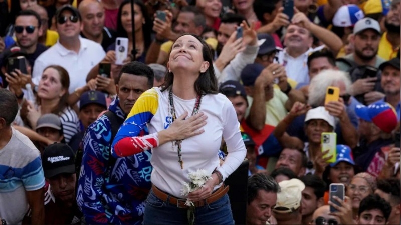 Nobel de la Paz para Corina Machado, por "su lucha contra la dictadura" en Venezuela