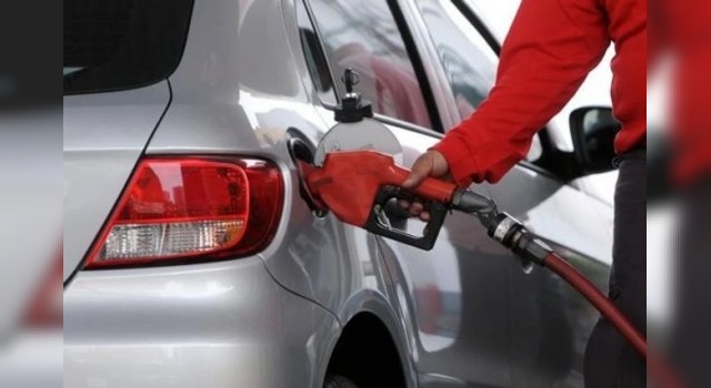 Shell aumentó un 4% el precio de sus combustibles