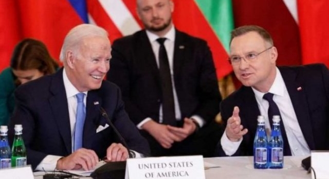 Biden se reunió en Polonia con líderes del este europeo tras la salida rusa del tratado de armas