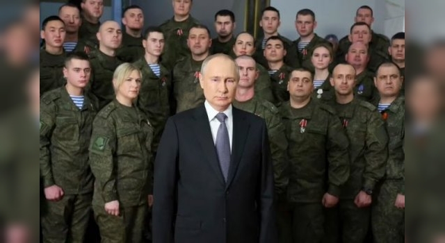 Los servicios de Inteligencia rusos pidieron aplazar la invasión a Ucrania, pero Putin los ignoró