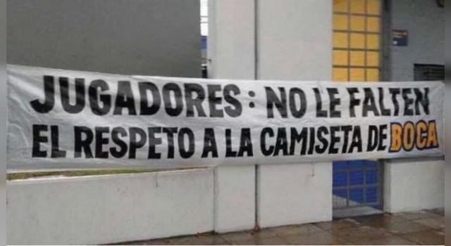 El mensaje de la barra de Boca Juniors contra los jugadores tras la derrota ante Colón