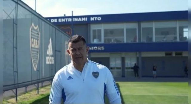 Jorge Almirón fue presentado oficialmente como director técnico de Boca