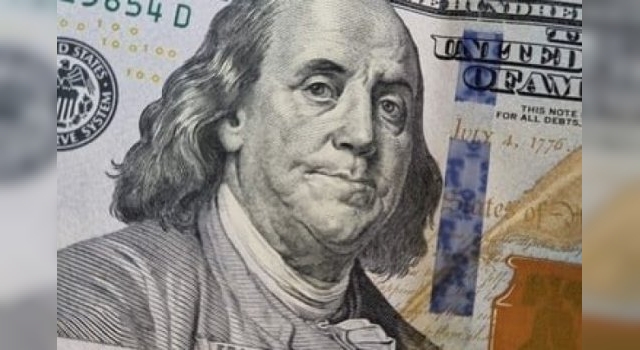 Llegó a los $400: el dólar blue hoy sube y rompe una marca histórica