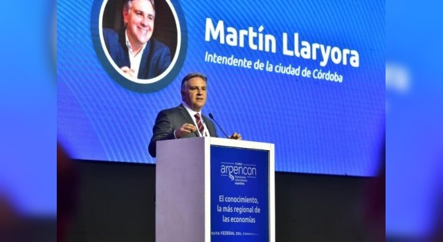 Llaryora presentó el régimen de promoción a nuevas inversiones en economía del conocimiento