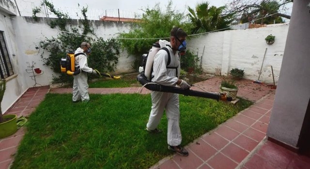 Colonia Caroya: se hacen pasar por fumigadores de dengue para ingresar a las viviendas