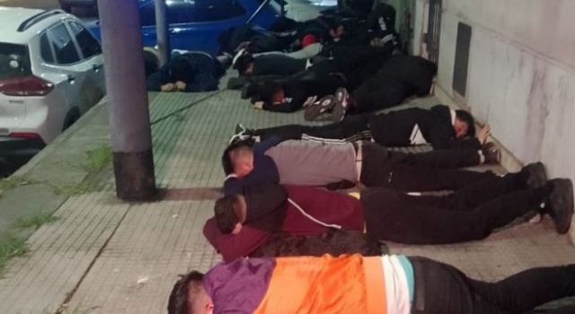 Incidentes entre barras de Boca y Colo Colo: 56 detenidos y siete heridos