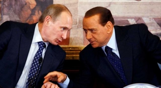 Putin rinde homenaje a Berlusconi como un "querido" y sabio amigo