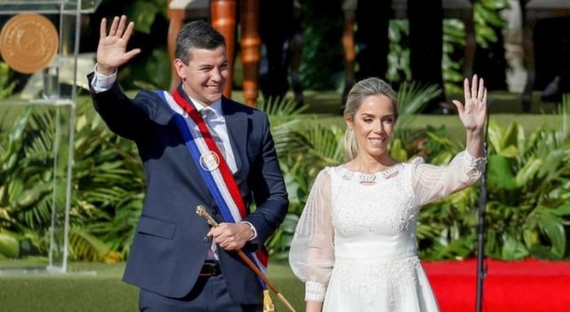 Peña asumió la presidencia de Paraguay con el desafío de construir alianzas