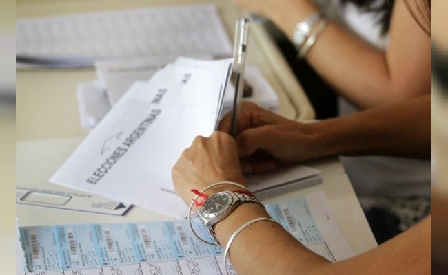 Los primeros resultados de las elecciones se conocerán después de las 22