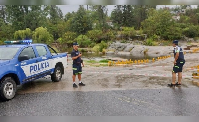 Tarde trágica en las sierras: una niña de la ciudad de Córdoba murió ahogada en Cabalango