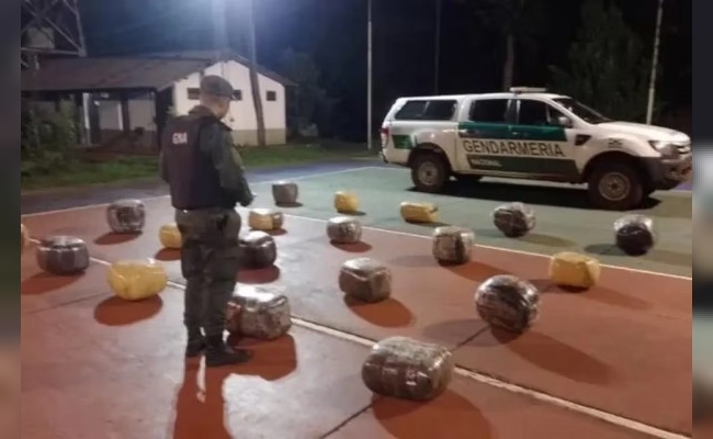 Secuestran más de 300 kilos de marihuana en zona ribereña del río Paraná