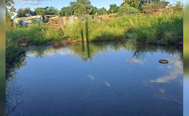 Posadas: descartan muerte violenta en el cuerpo hallado dentro de una laguna del barrio Oleritos