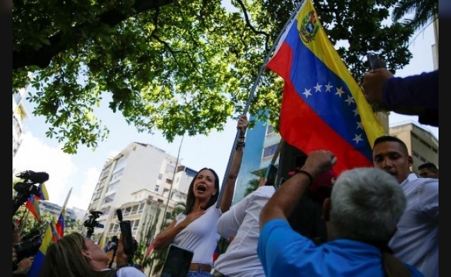 Estados Unidos reconsidera sus sanciones a Venezuela tras una decisión judicial