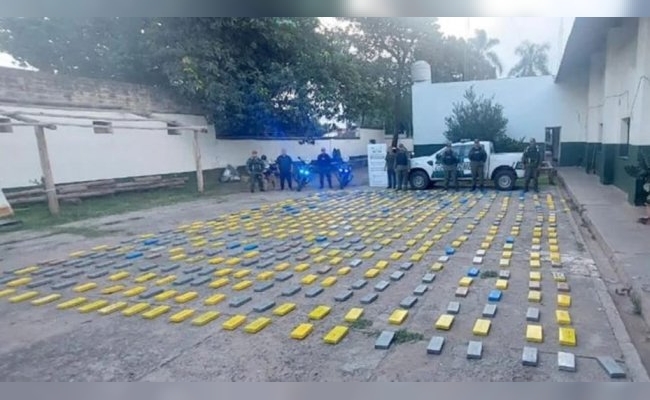 Quisieron eludir un control con un camión y les encontraron 628 kilos de cocaína en la cama cucheta