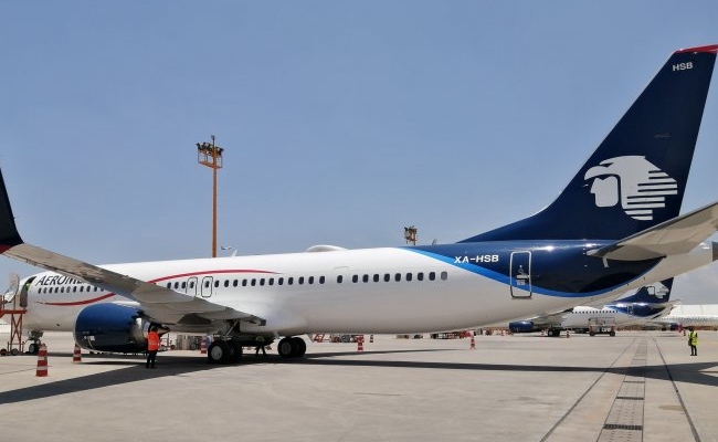 Faltaban tornillos en la puerta de un avión que se desprendió en pleno vuelo