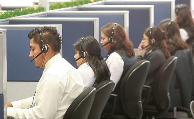 Paritarias: de cuánto es el aumento para los trabajadores de call centers