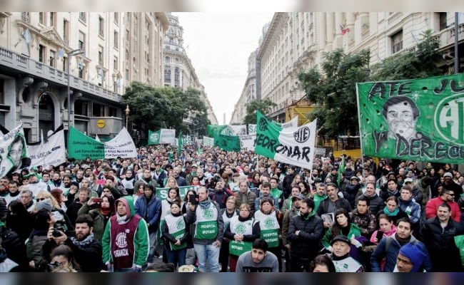 ATE realiza un paro nacional y moviliza al Inadi por "deterioro de ingresos"