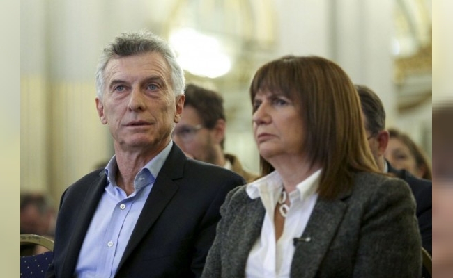 Bullrich adelantó que en 20 días dejará la presidencia de Pro y le hizo un guiño a Macri