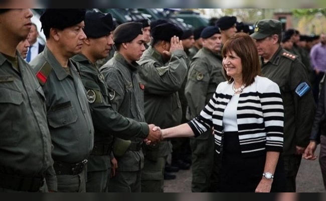 Interna en el Gobierno: Bullrich cruzó a Villarruel por sus dichos sobre las Fuerzas Armadas