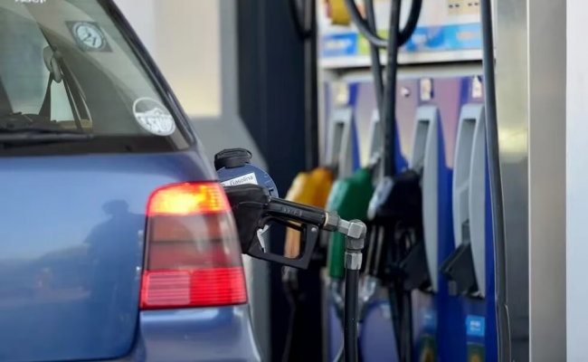 A cuánto sube la nafta en Córdoba este 1 de abril, si continúa la ley del impuesto al combustible