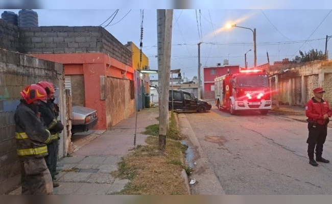 Fuga de gas, explosión y fuego en una panadería: hay dos empleados graves