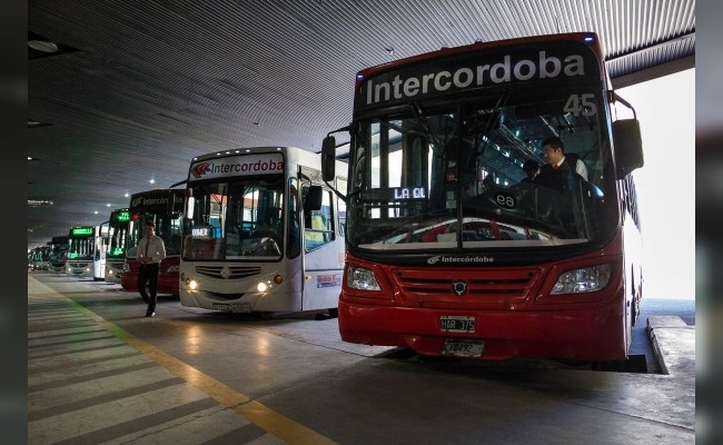 Interurbanos: Ersa realiza un paro por el pago de un bono y hubo asambleas en el resto de las empresas