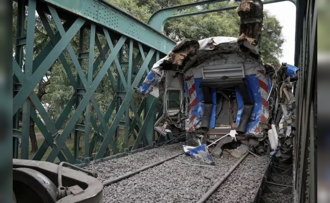 Tras el choque de trenes, el Gobierno decretará la emergencia ferroviaria