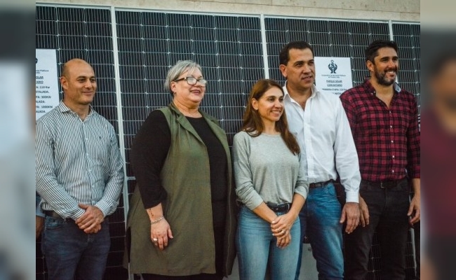 Porteña trabaja para la creación de un Parque Solar Comunitario