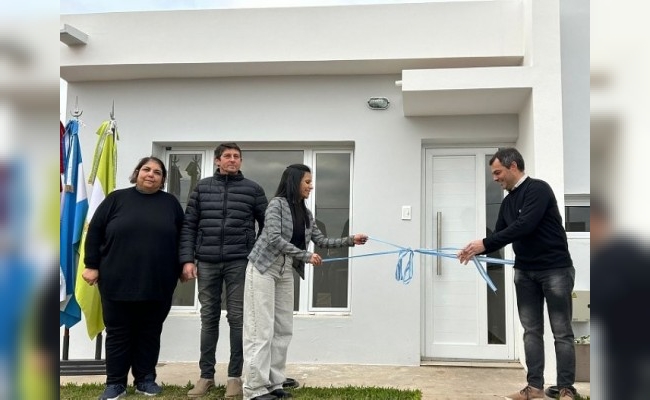 Entregaron una nueva vivienda del Plan Habitar en Brinkmann