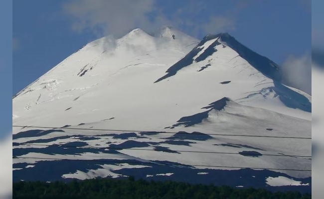 Un argentino murió tras caer unos 200 metros de un volcán de Chile