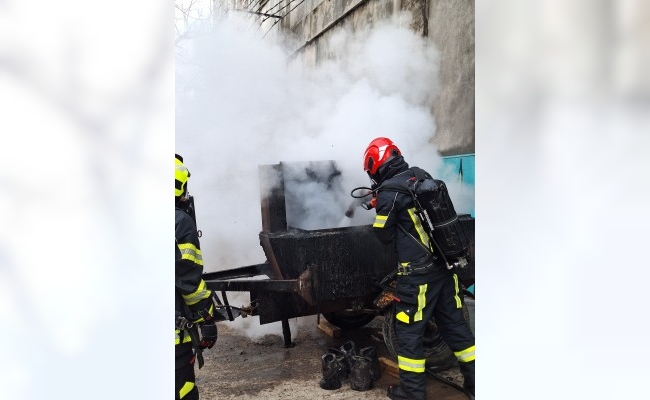 Incendio de maquinaria convocó a los bomberos esta mañana