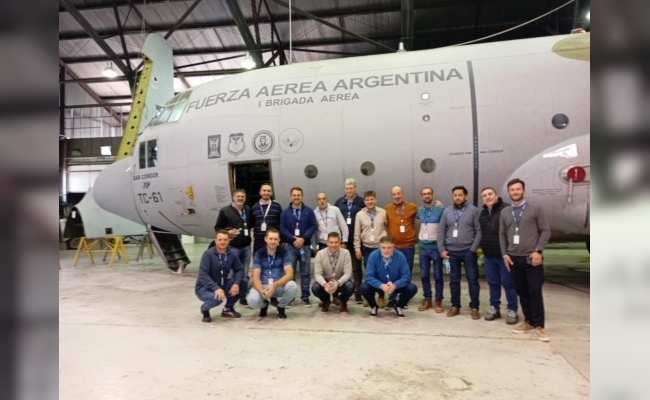 Municipio e industriales sanfrancisqueños visitaron la Fábrica Argentina de Aviones (FADEA)