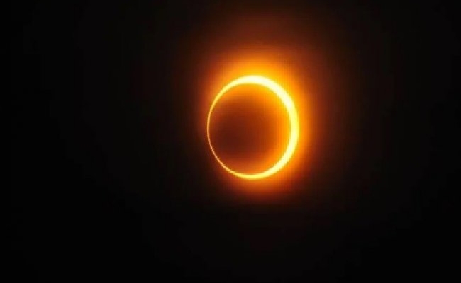 Cómo es el eclipse solar anular que está por cubrir el cielo argentino