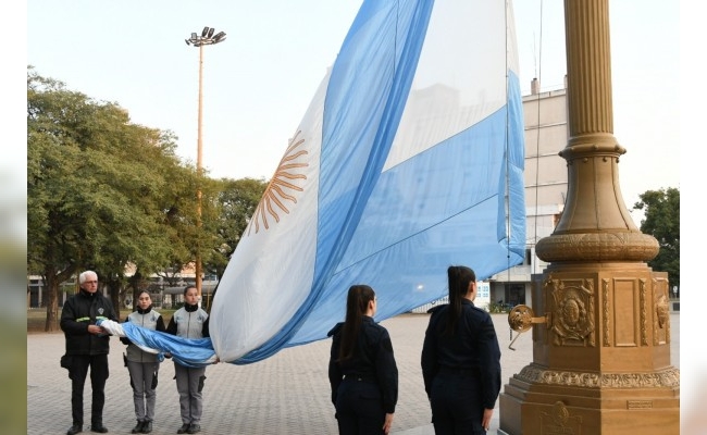 Legado y tradición: San Francisco retoma la ceremonia de la bandera 