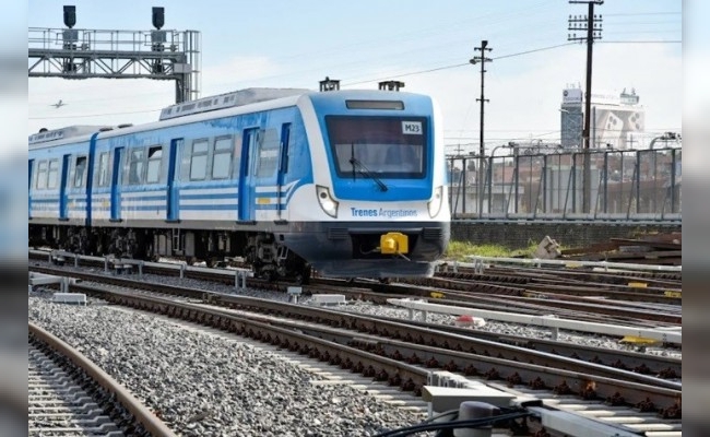 El Gobierno busca aumentar un 40% la tarifa de los trenes metropolitanos