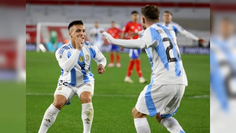 La Selección dio un show y goleó 3-0 a Chile en El Monumental